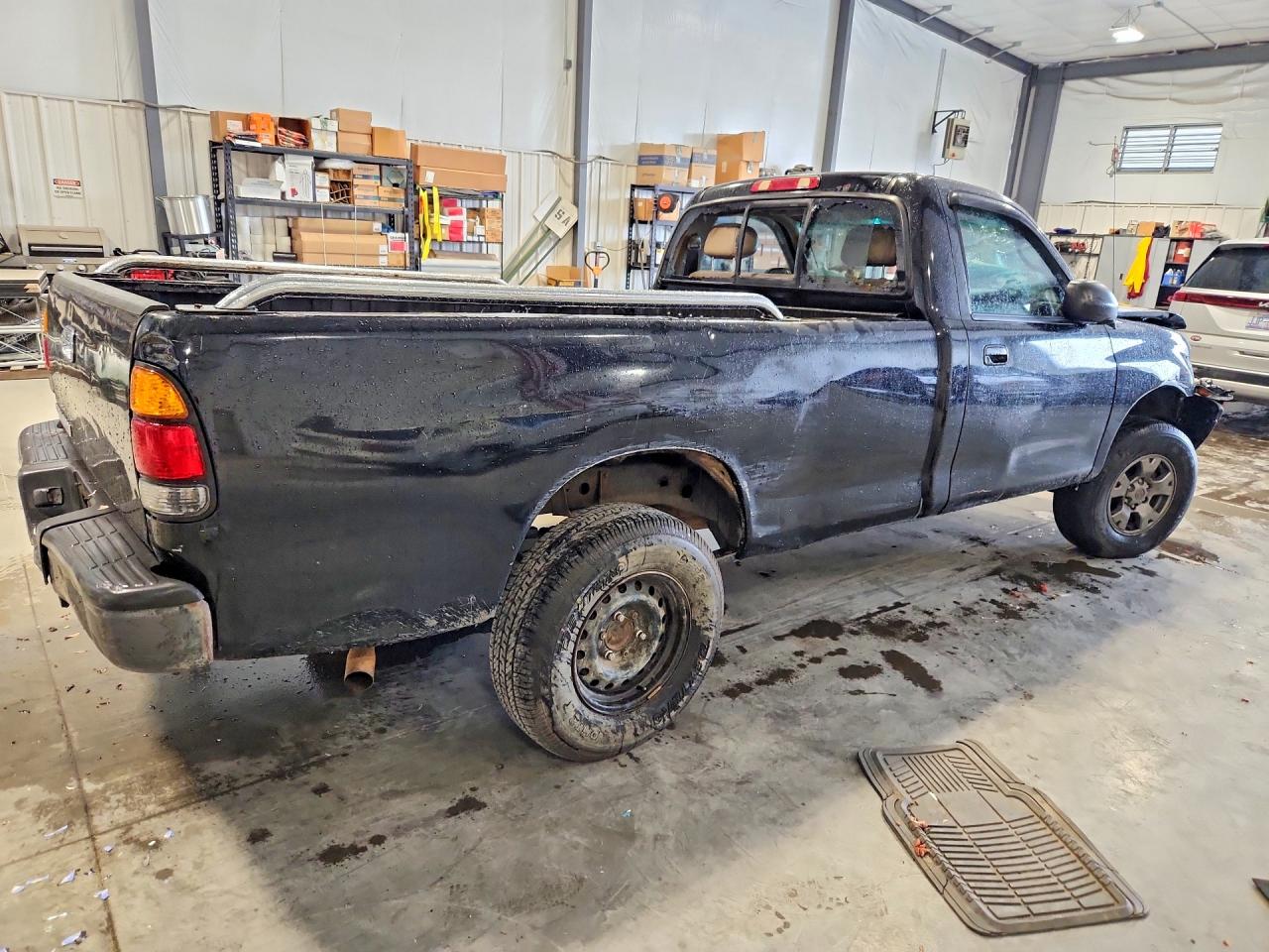 2001 TOYOTA TUNDRA BASE photo 5