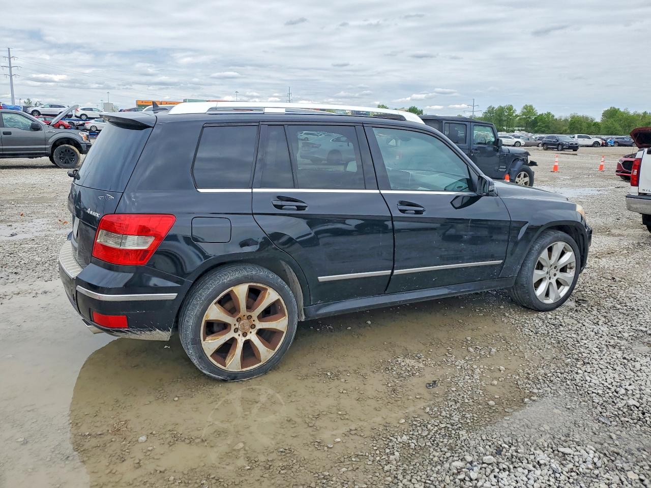 2011 MERCEDES-BENZ GLK 350 4MATIC photo 3