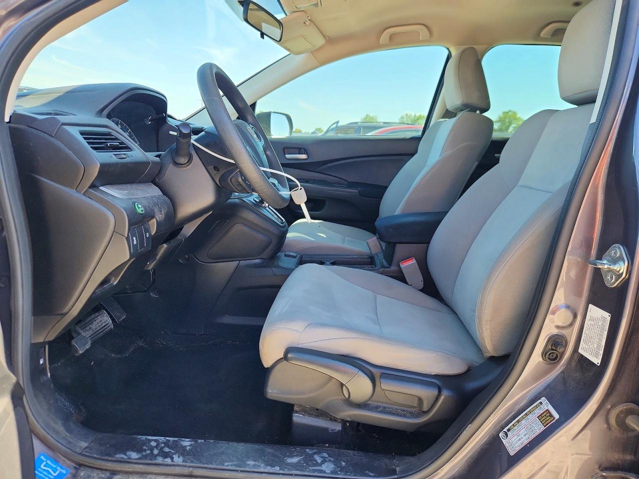 2015 HONDA CR-V LX photo 7