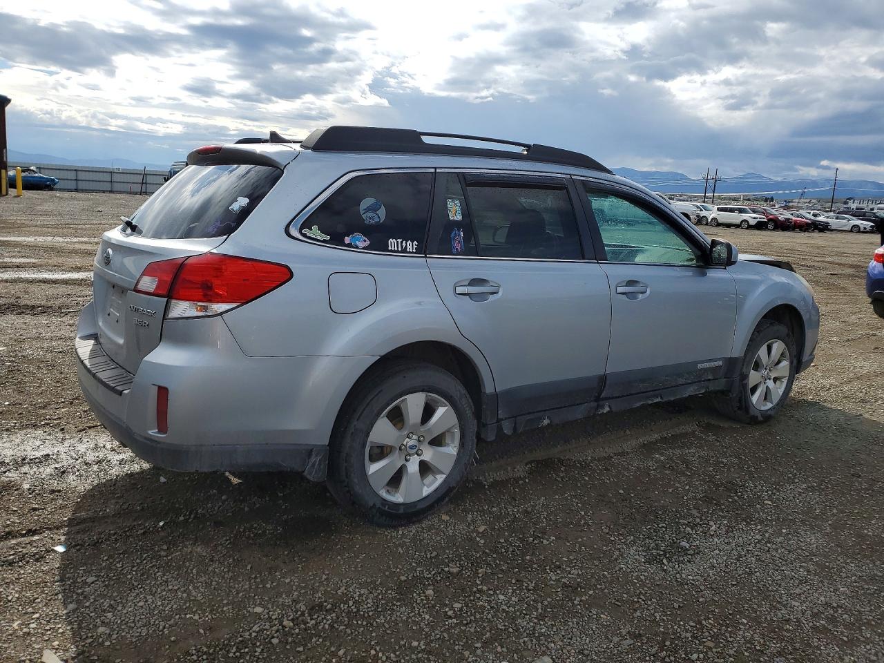 2012 SUBARU OUTBACK 3.6R LIMITED photo 3