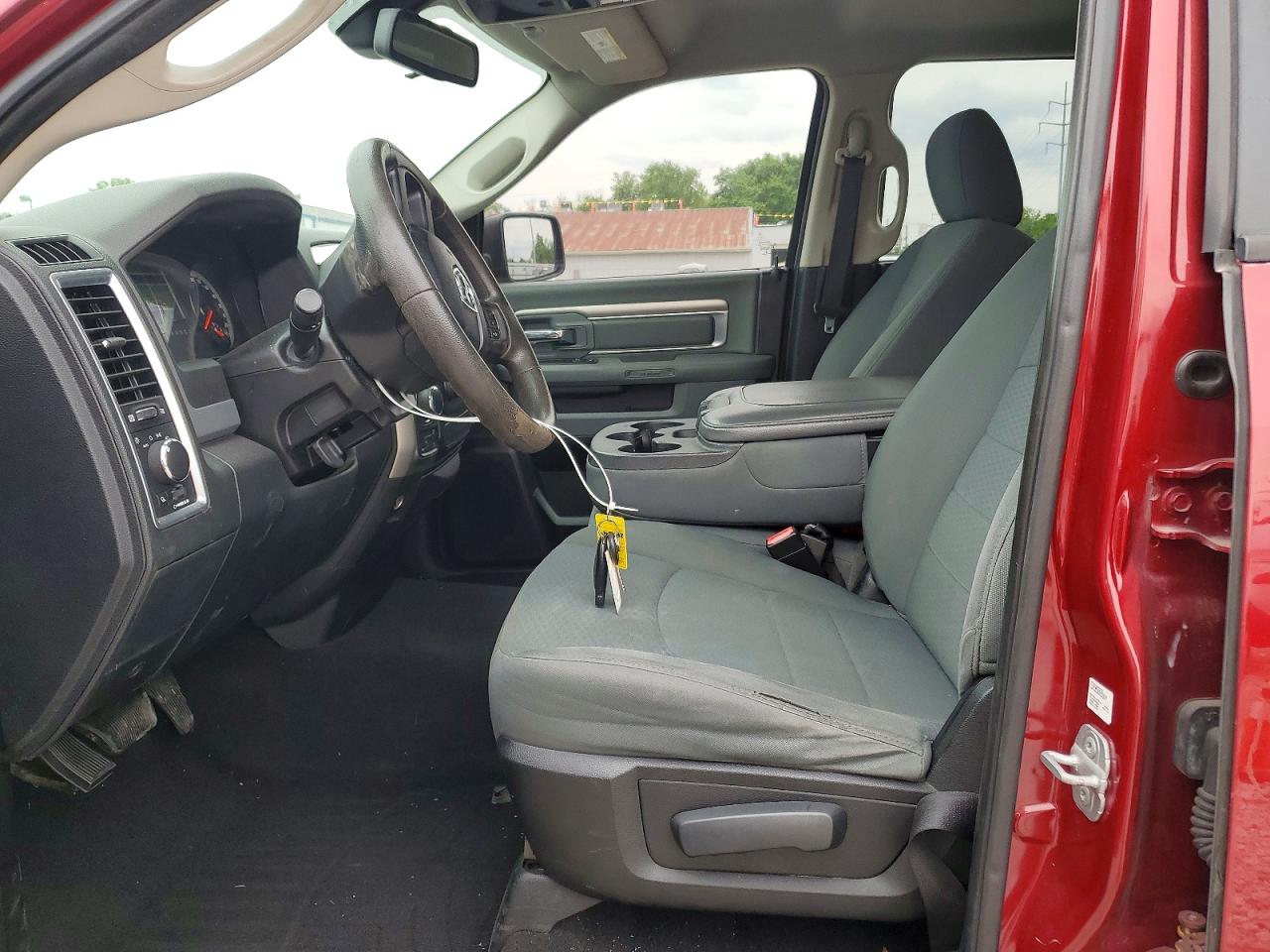 2014 RAM 1500 SLT photo 7