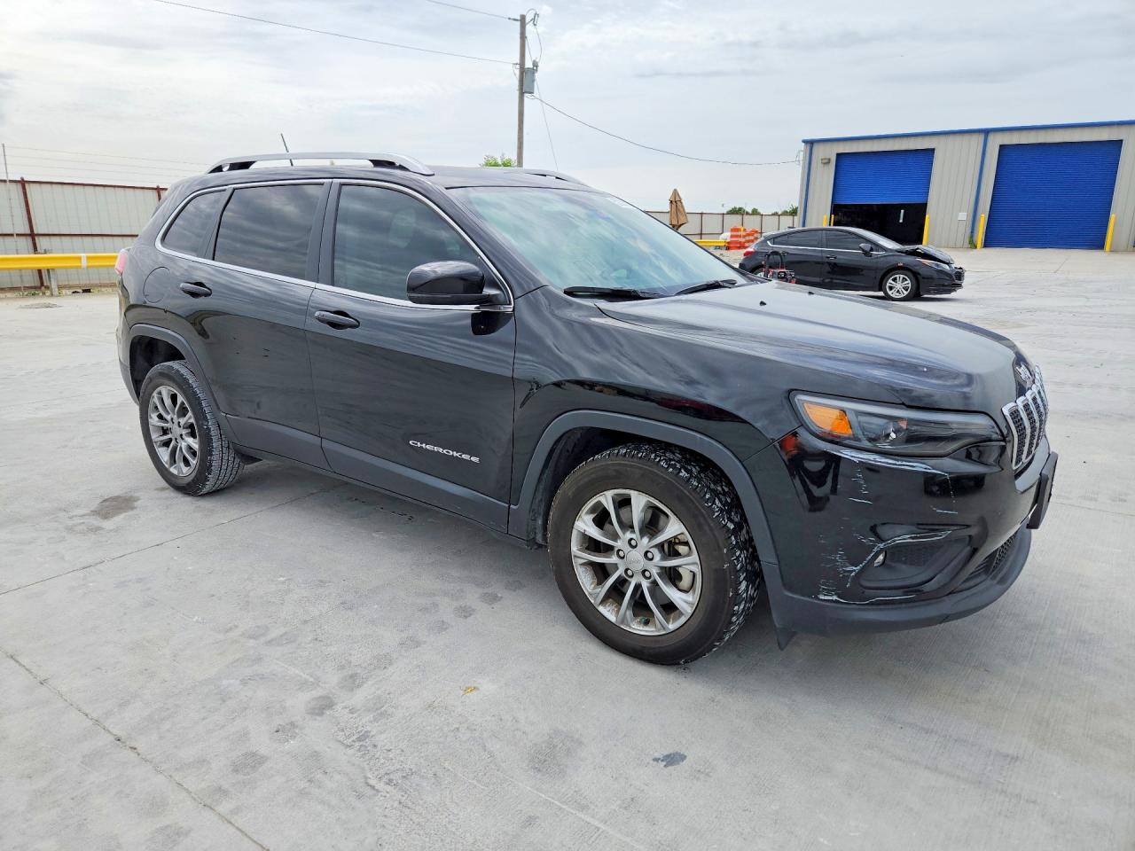 2021 JEEP CHEROKEE LATITUDE LUX photo 7