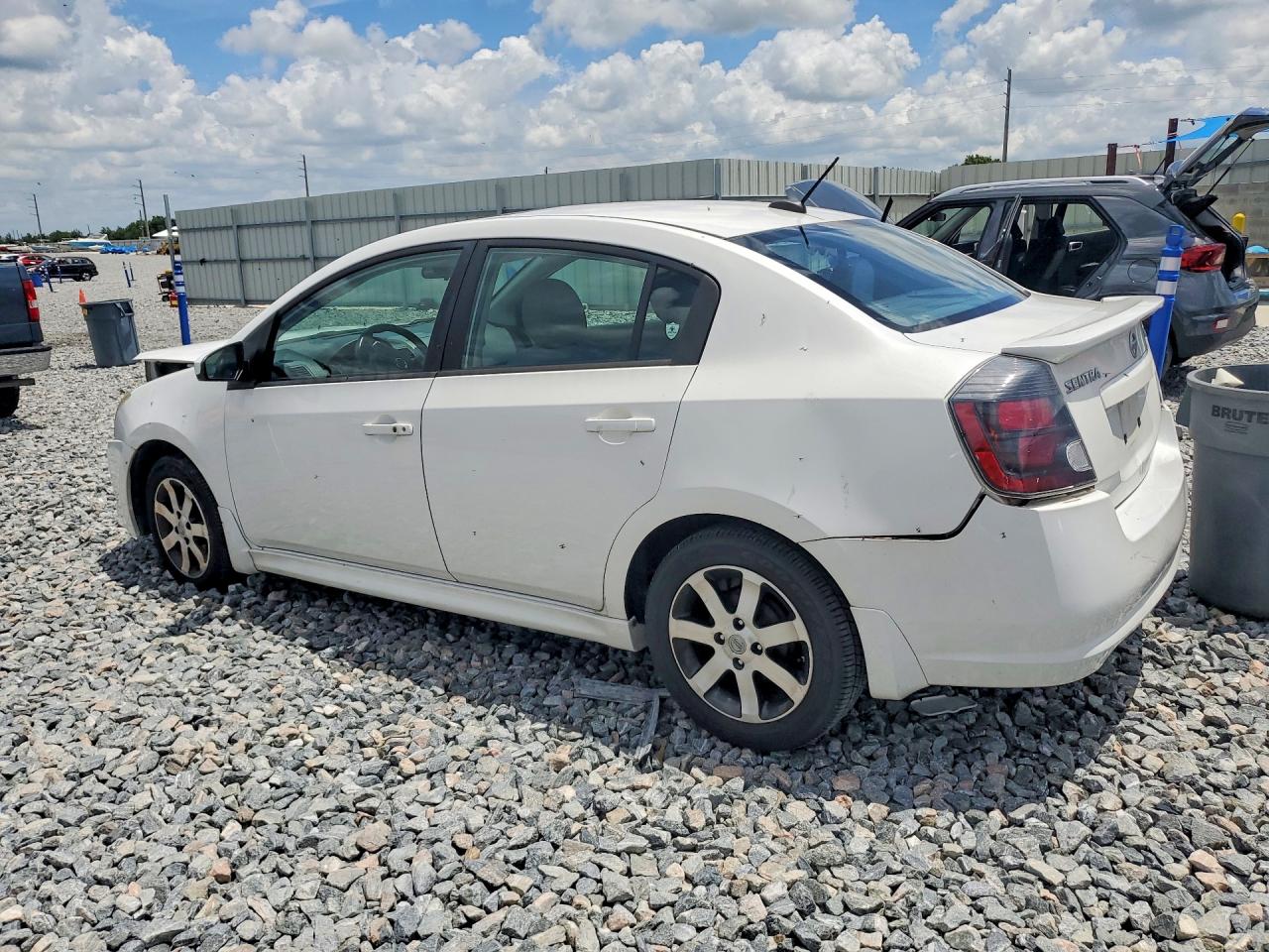 2012 NISSAN SENTRA 2.0 photo 4