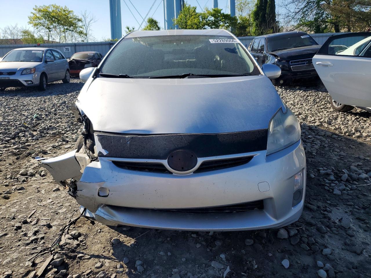 2011 TOYOTA PRIUS THREE photo 5