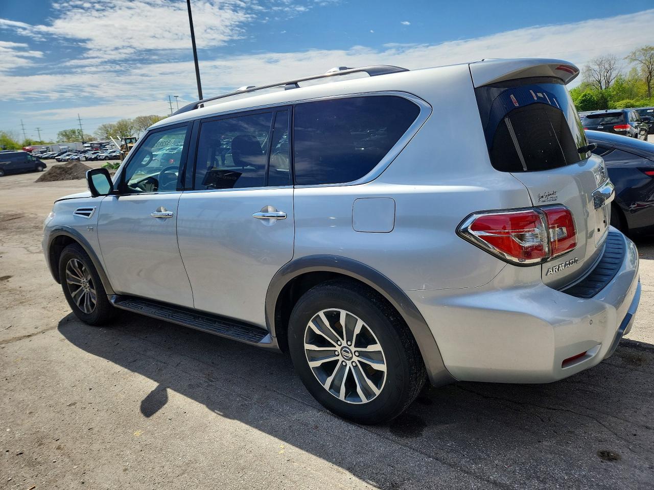 2019 NISSAN ARMADA SL photo 3