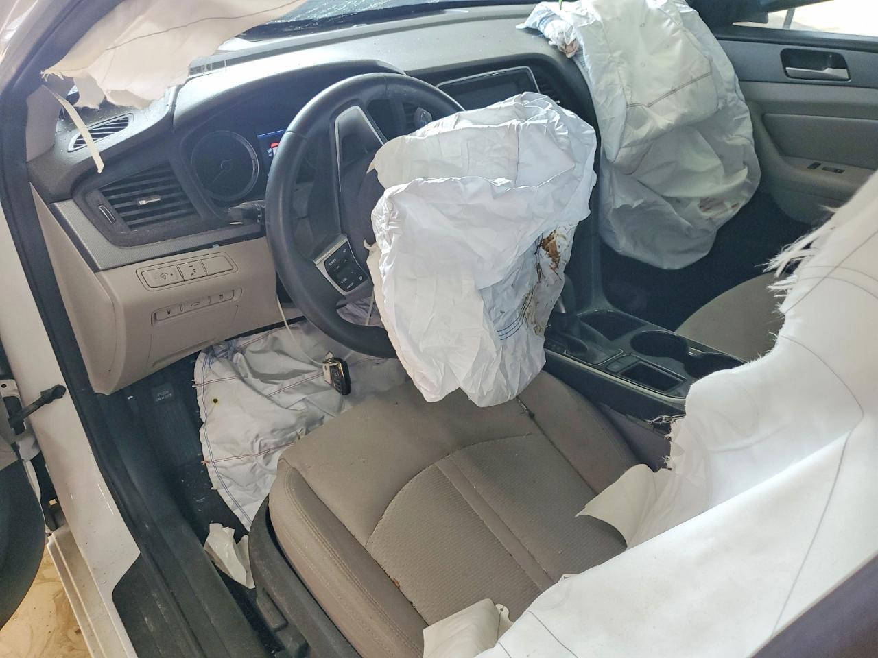 2018 HYUNDAI SONATA SEL photo 15
