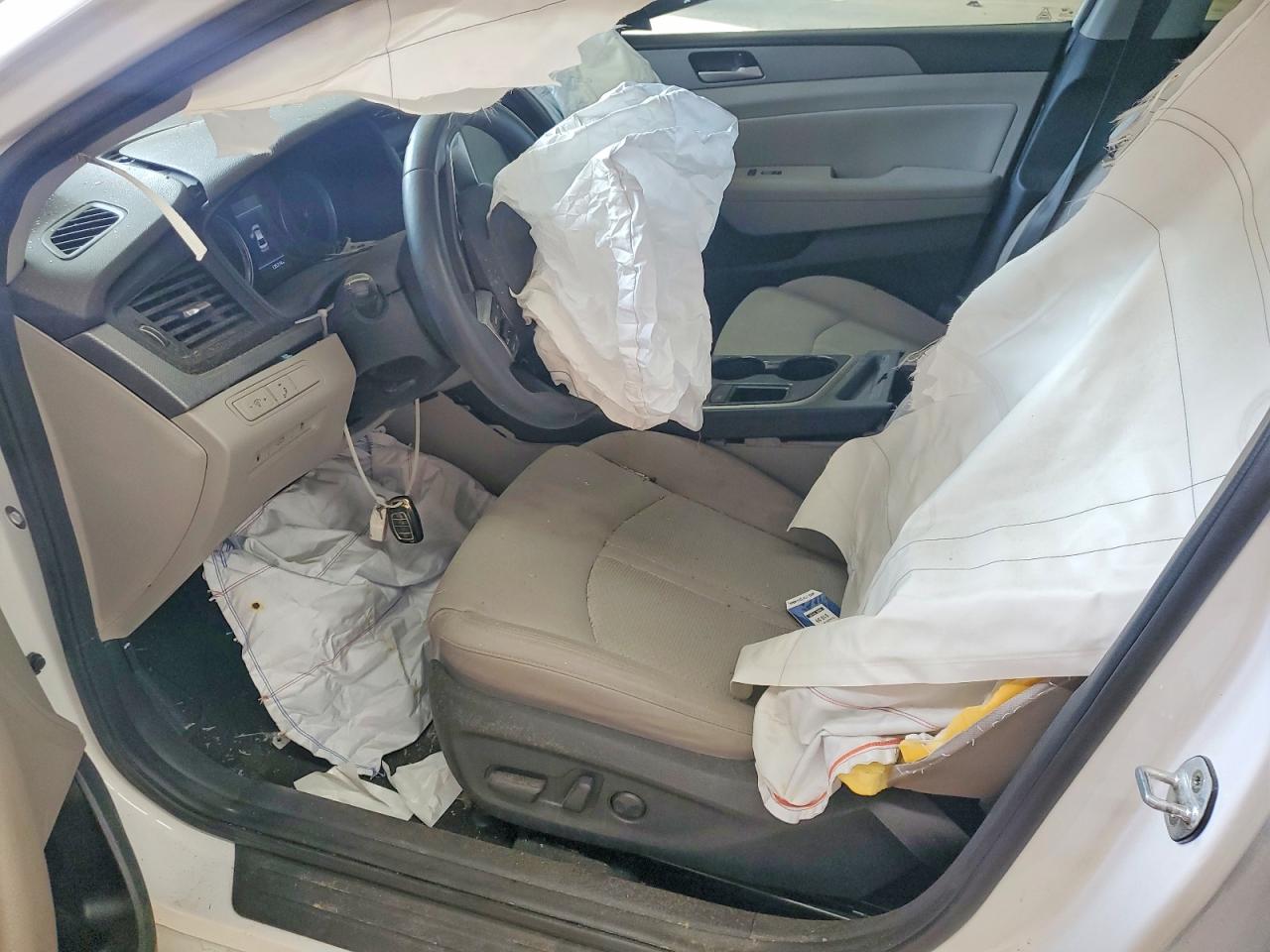 2018 HYUNDAI SONATA SEL photo 13