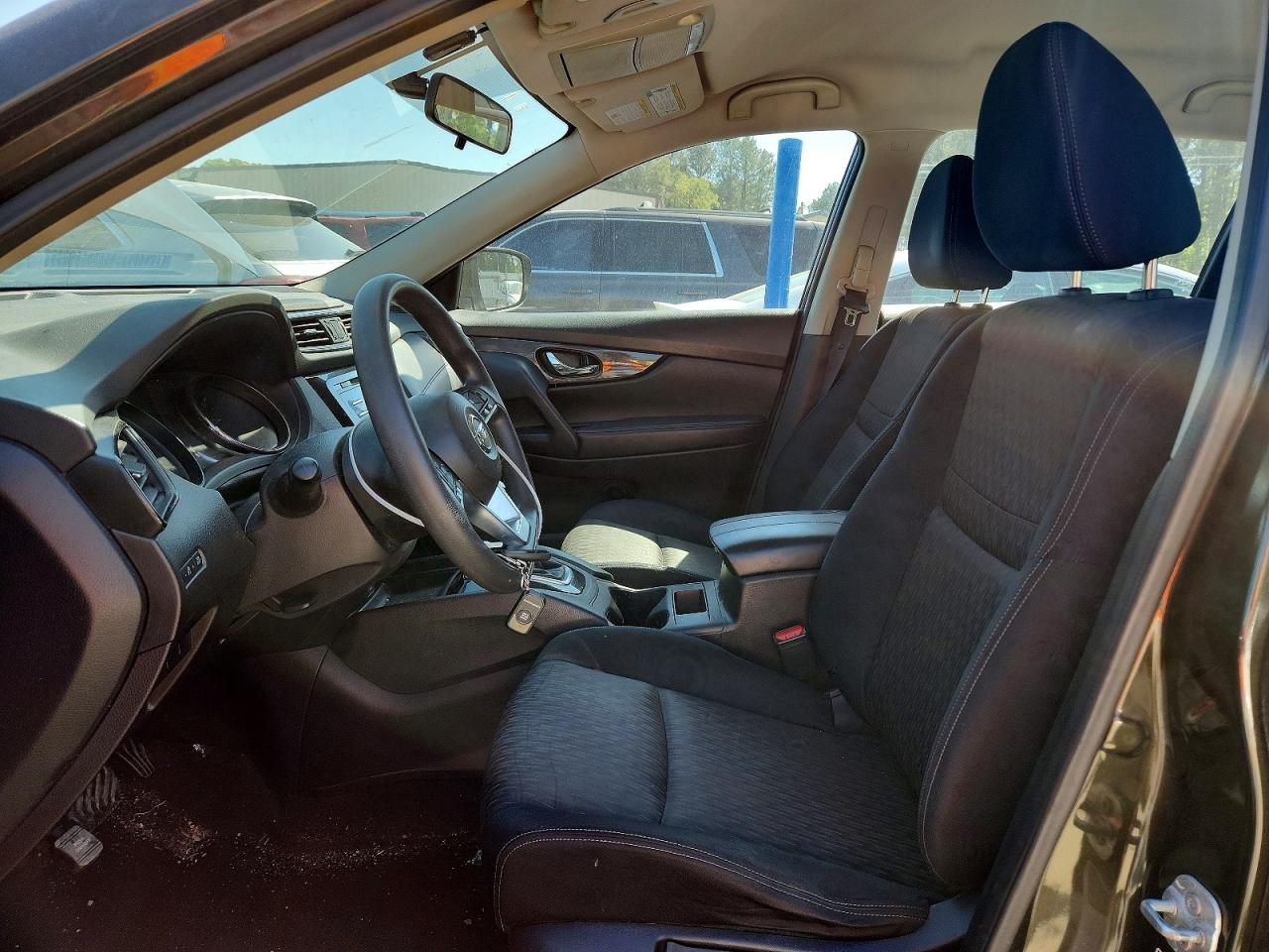 2017 NISSAN ROGUE S photo 19