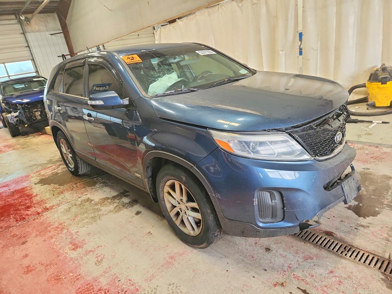 2014 KIA SORENTO LX photo 7