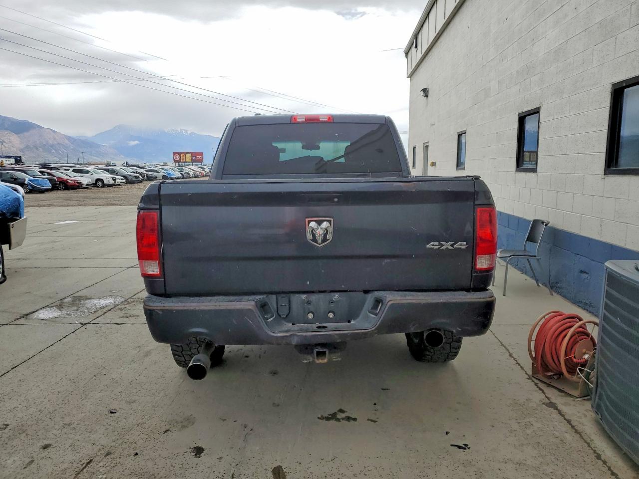 2014 RAM 1500 ST photo 16