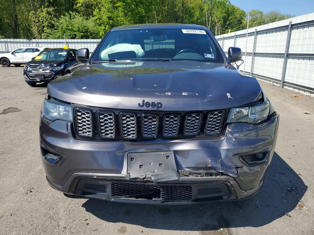 2020 JEEP GRAND CHEROKEE LAREDO photo 5