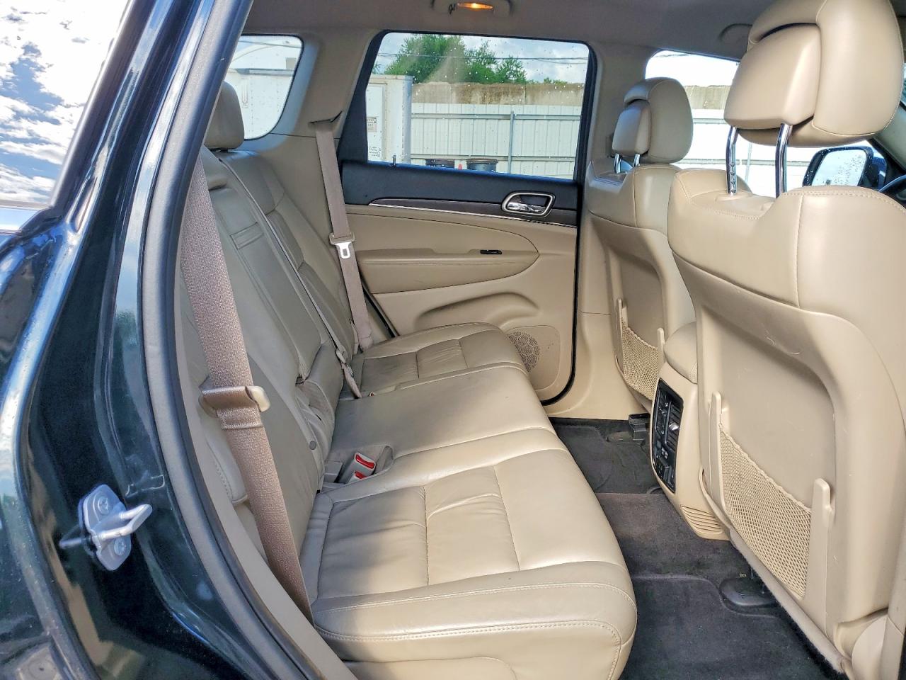 2015 JEEP GRAND CHEROKEE LIMITED photo 31