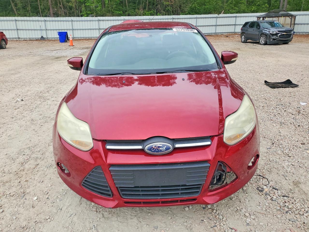 2014 FORD FOCUS SE photo 5