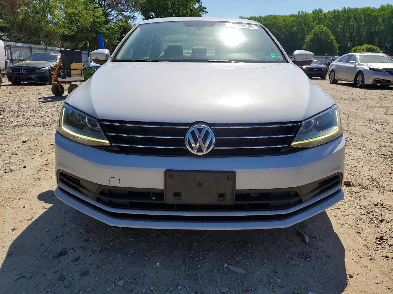 2017 VOLKSWAGEN JETTA SE photo 9