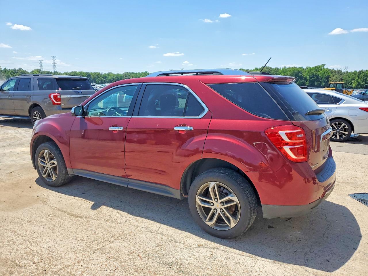2017 CHEVROLET EQUINOX PREMIER photo 3