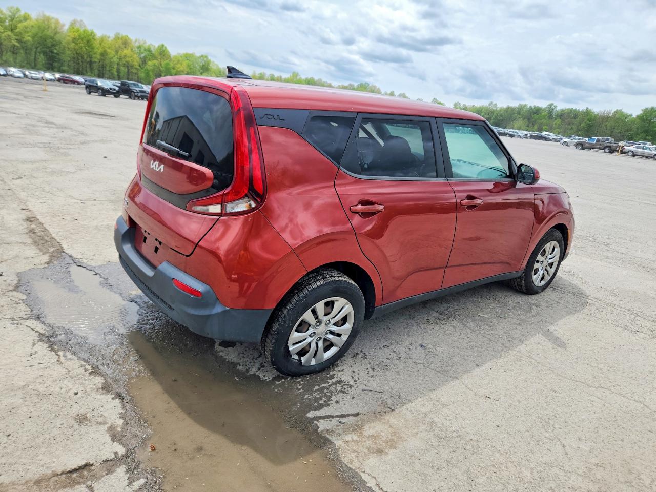 2022 KIA SOUL LX photo 5