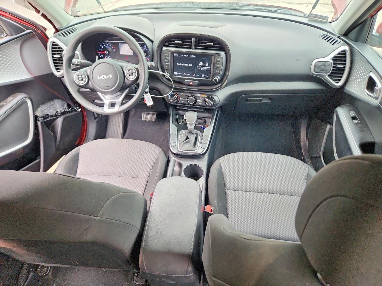 2022 KIA SOUL LX photo 15