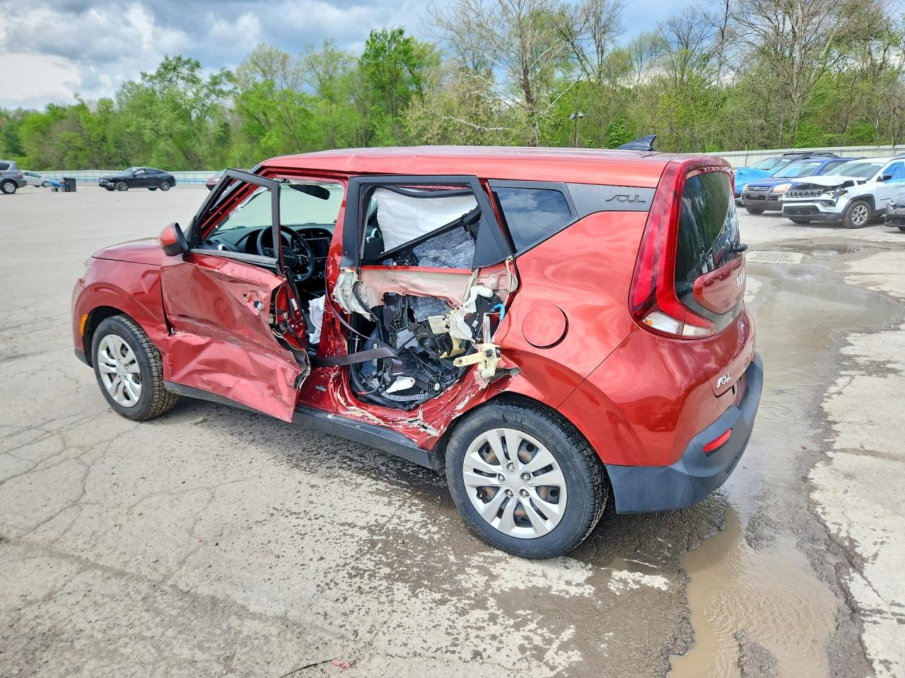 2022 KIA SOUL LX photo 3