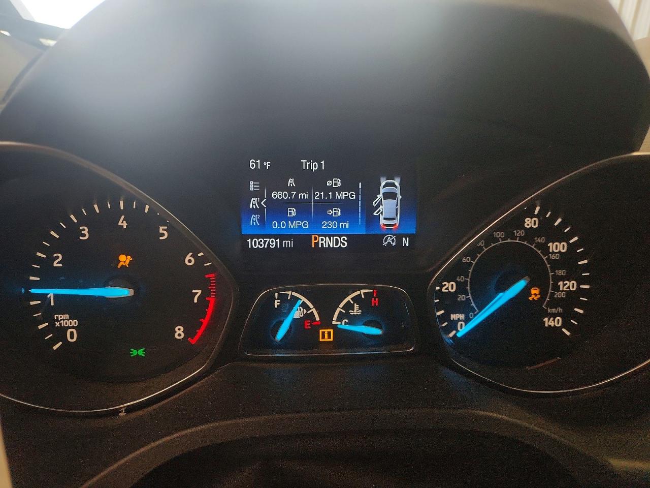 2017 FORD ESCAPE TITANIUM photo 9
