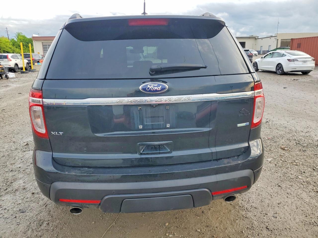2014 FORD EXPLORER XLT photo 11