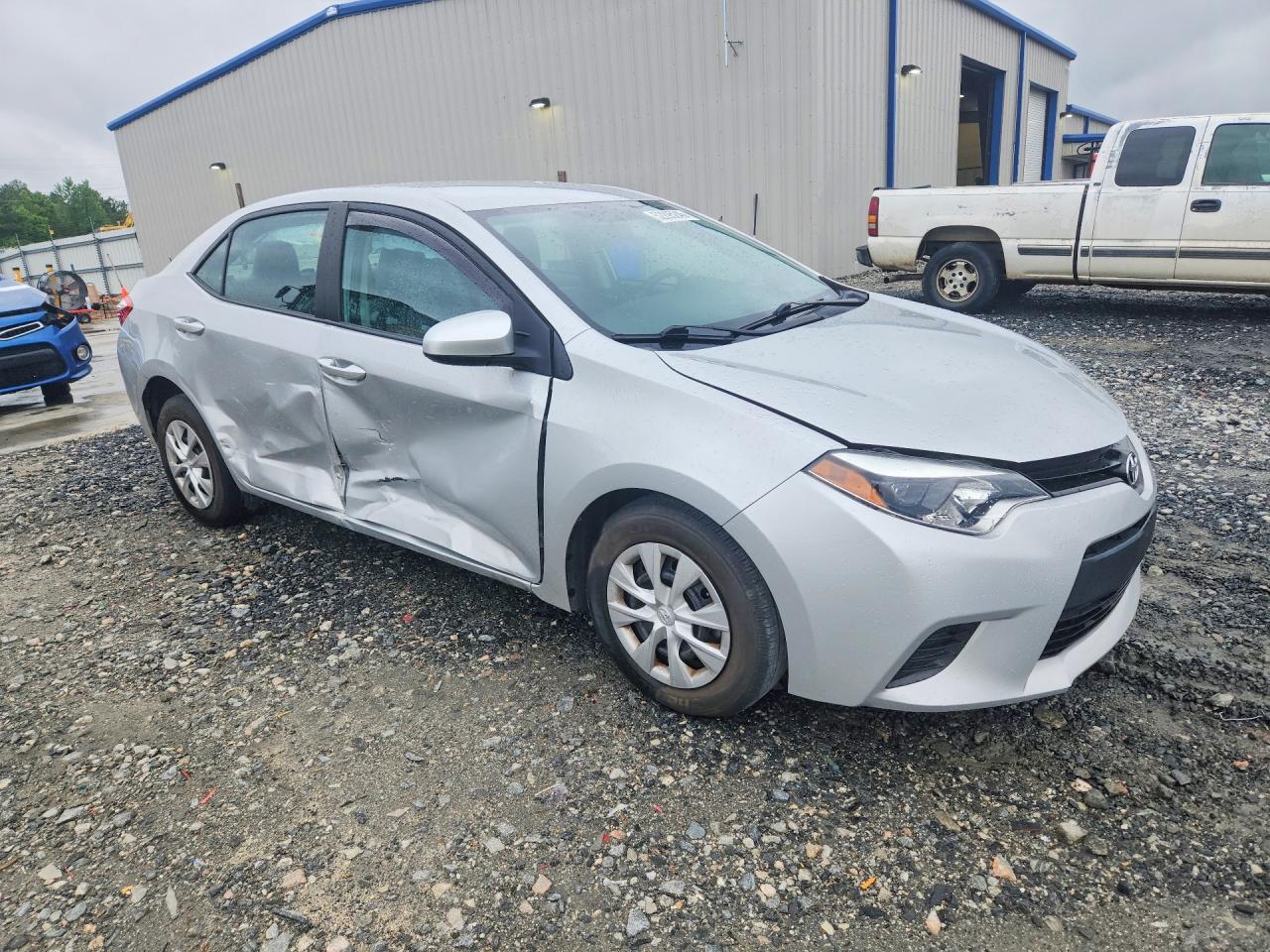 2015 TOYOTA COROLLA L photo 7
