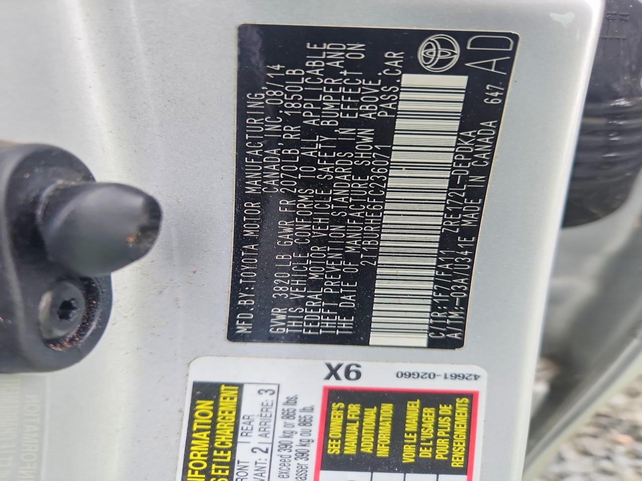 2015 TOYOTA COROLLA L photo 23