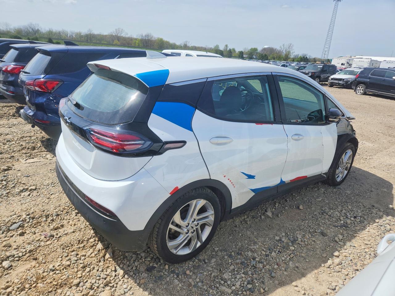 2023 CHEVROLET BOLT EV 1LT photo 5
