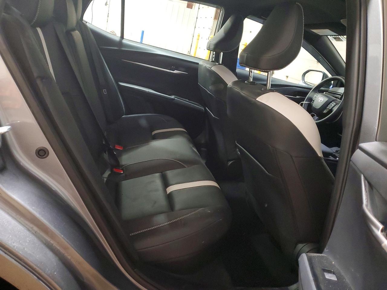 2025 TOYOTA CAMRY SE photo 19
