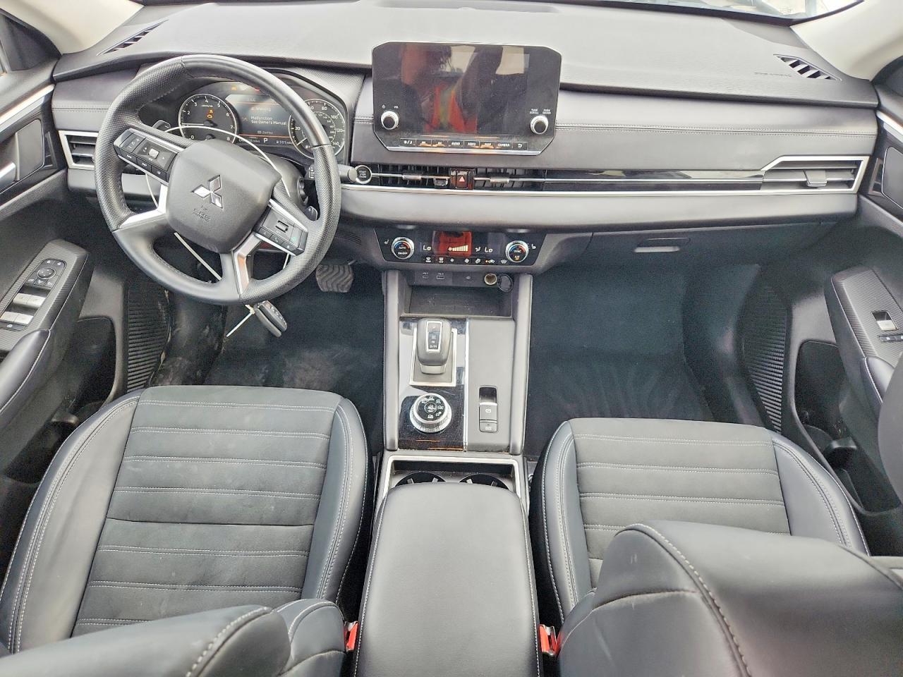 2024 MITSUBISHI OUTLANDER SE photo 22