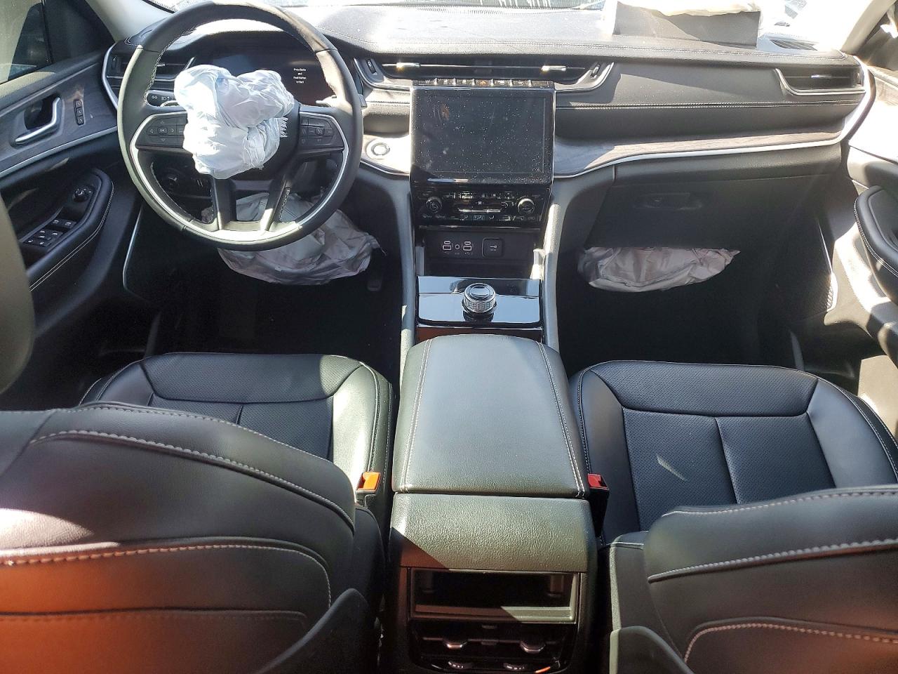 2023 JEEP GRAND CHEROKEE LIMITED photo 15