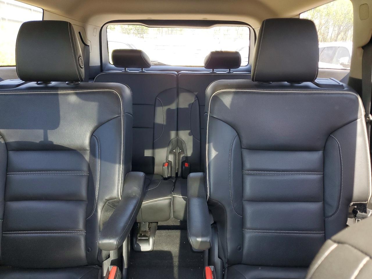 2017 GMC ACADIA DENALI photo 19