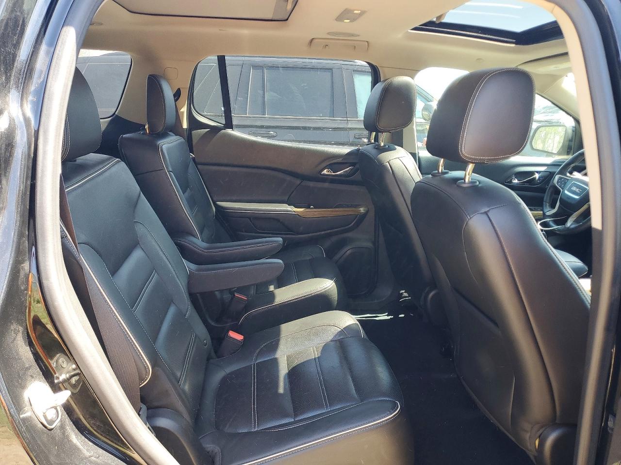 2017 GMC ACADIA DENALI photo 21