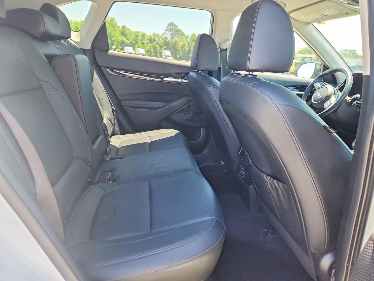2023 KIA SELTOS SX photo 21