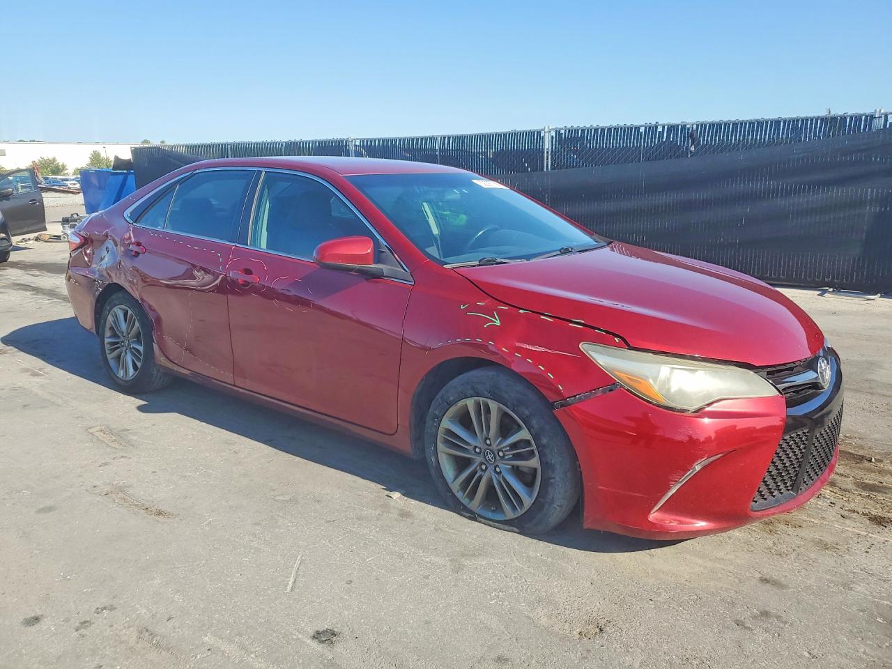 2016 TOYOTA CAMRY SE photo 7