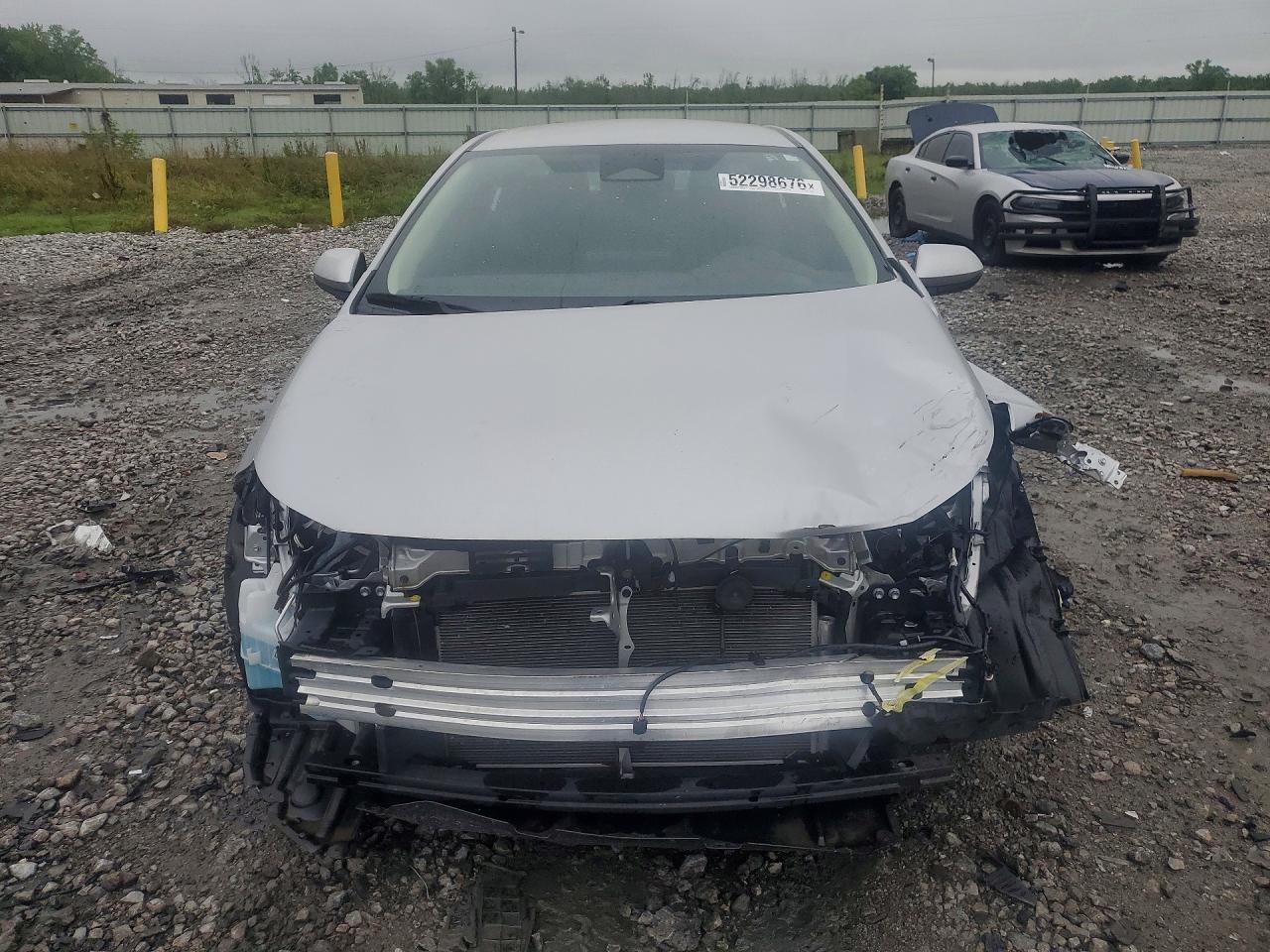 2024 TOYOTA COROLLA photo 9