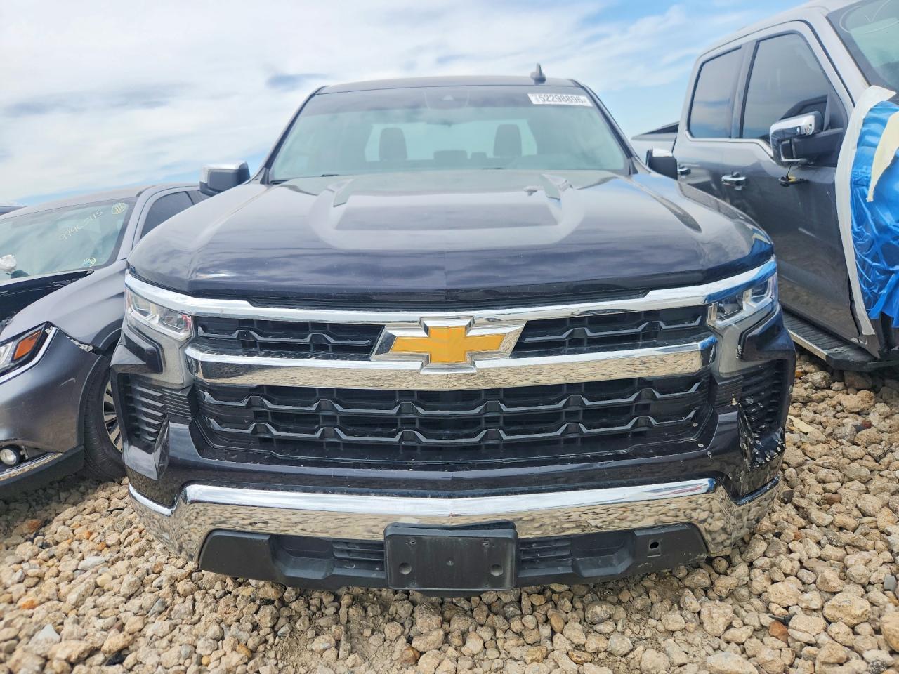 2023 CHEVROLET SILVERADO C1500 LT photo 9
