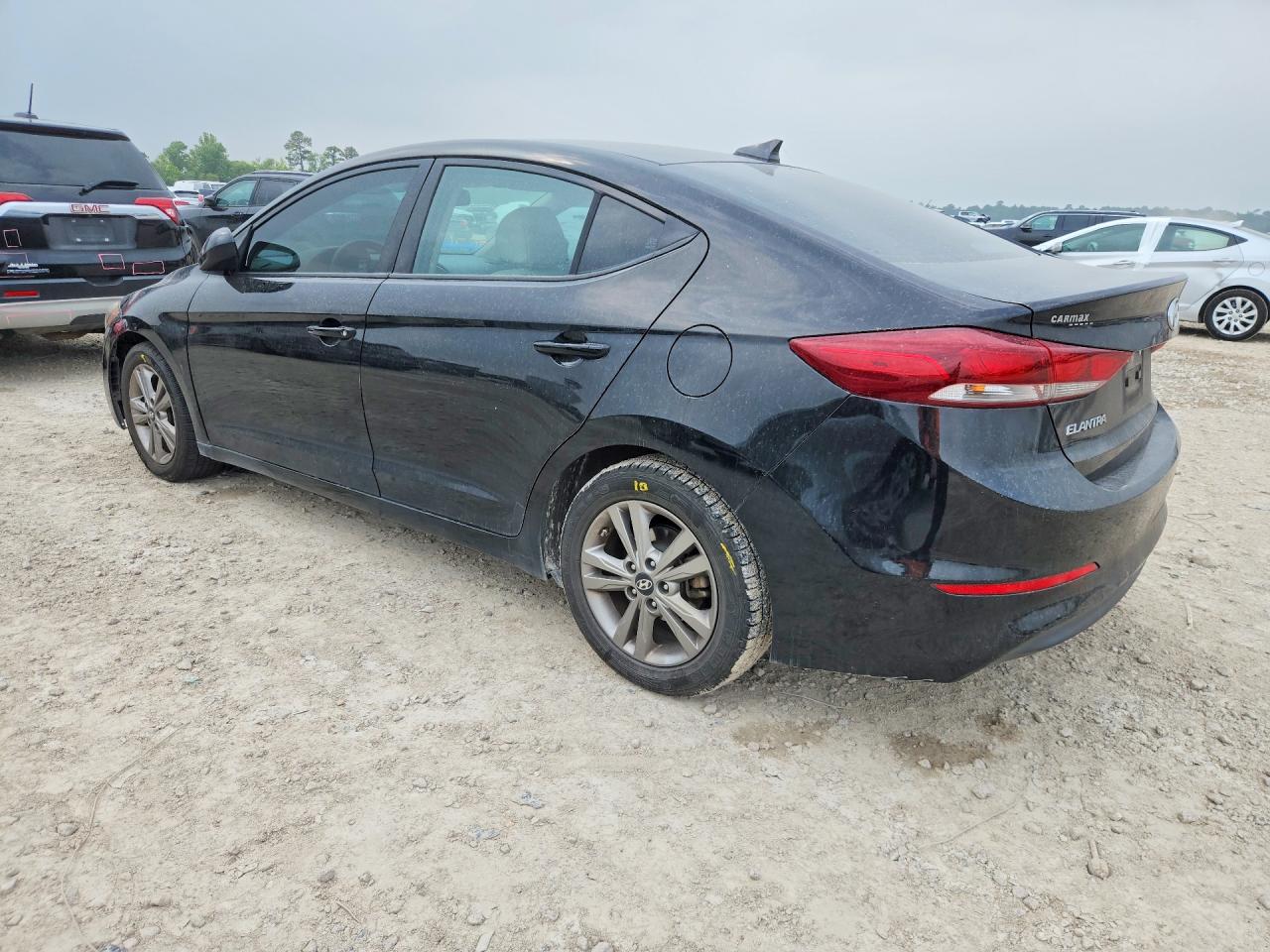 2018 HYUNDAI ELANTRA SEL photo 4
