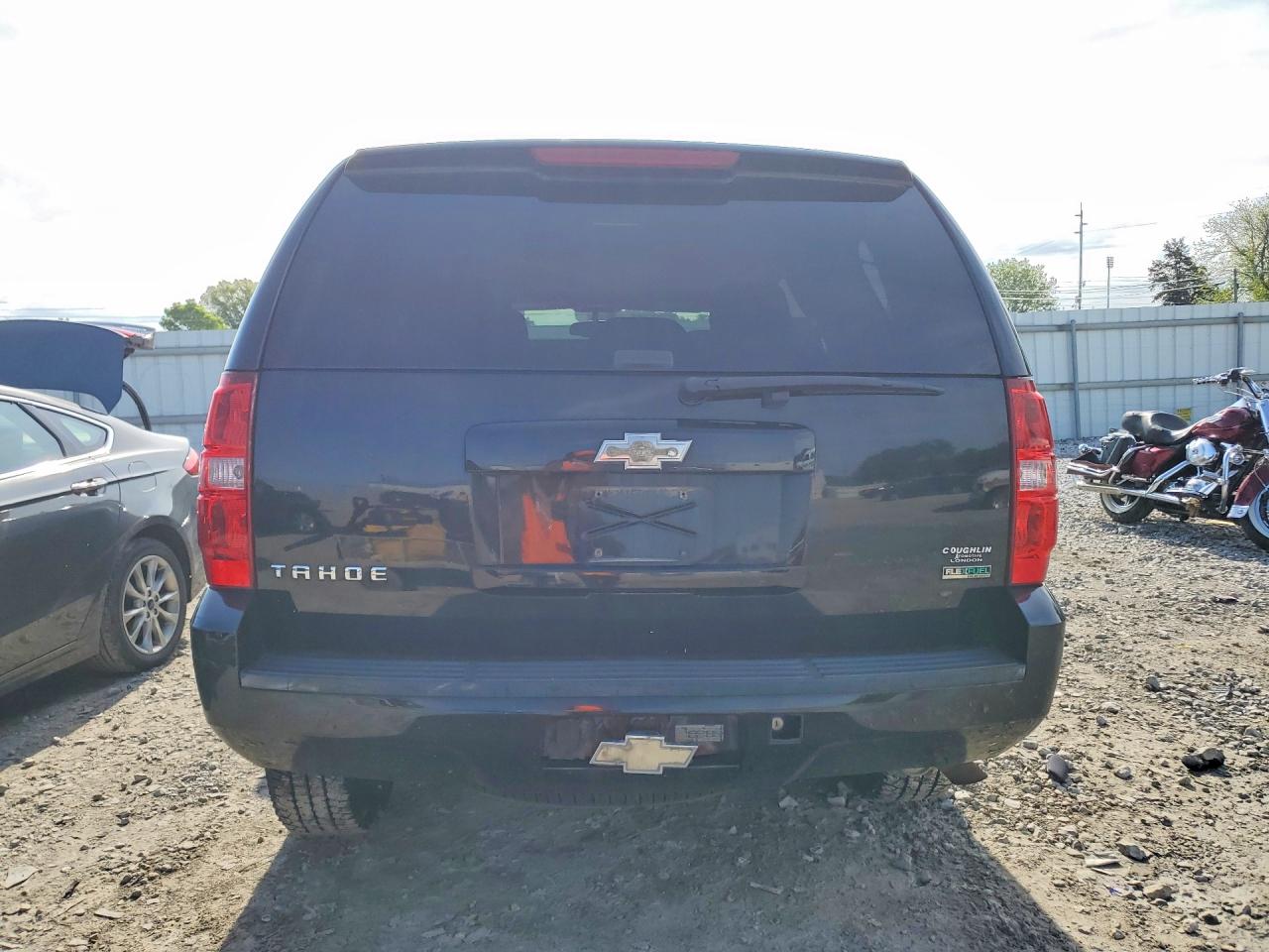 2011 CHEVROLET TAHOE K1500 LS photo 11