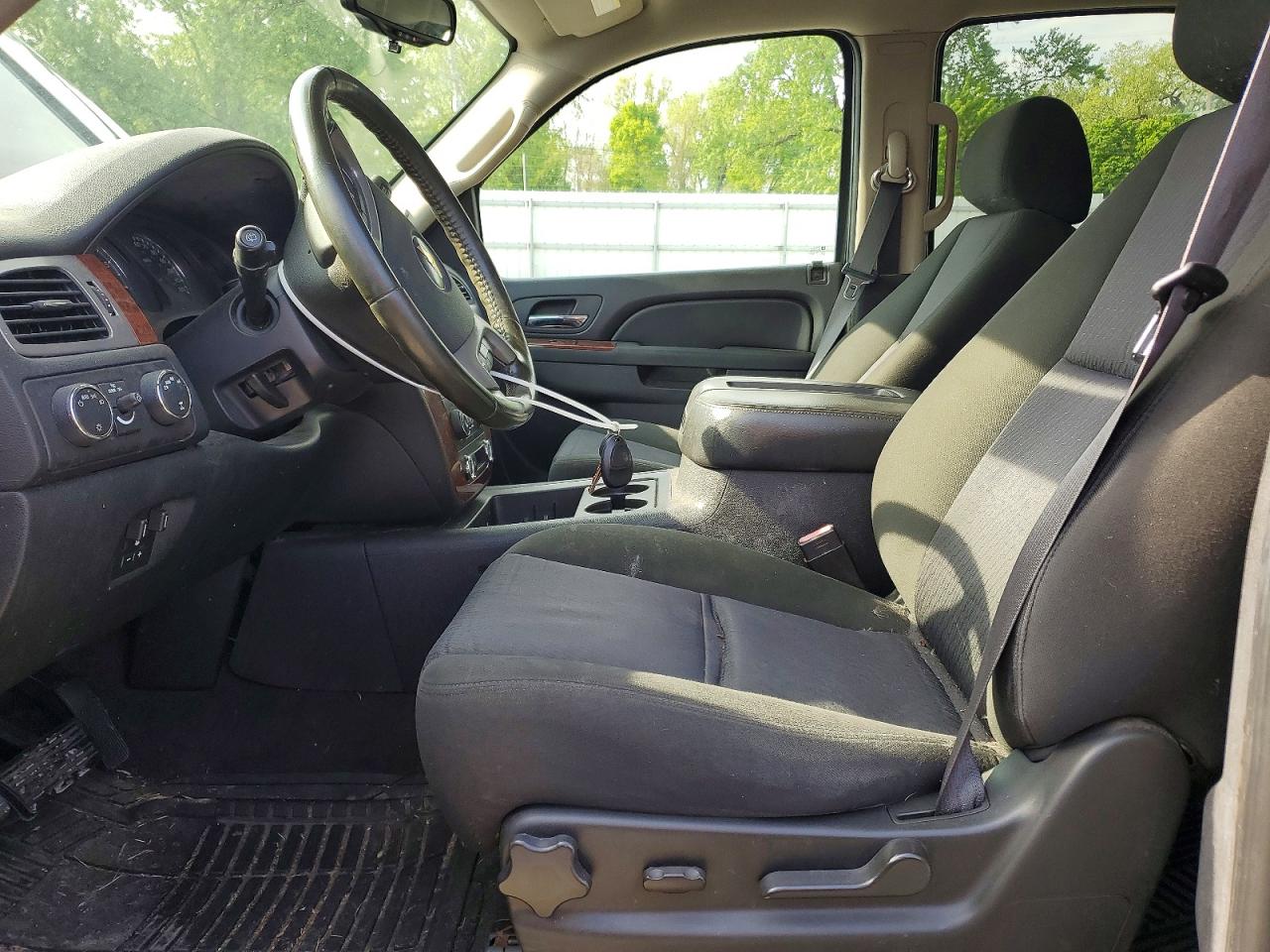 2011 CHEVROLET TAHOE K1500 LS photo 13