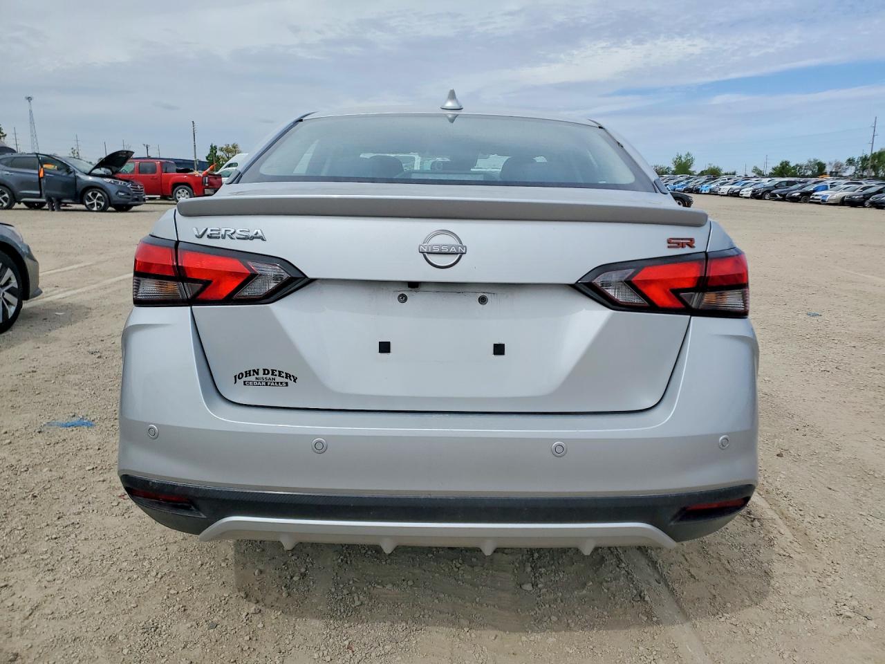 2024 NISSAN VERSA SR photo 16