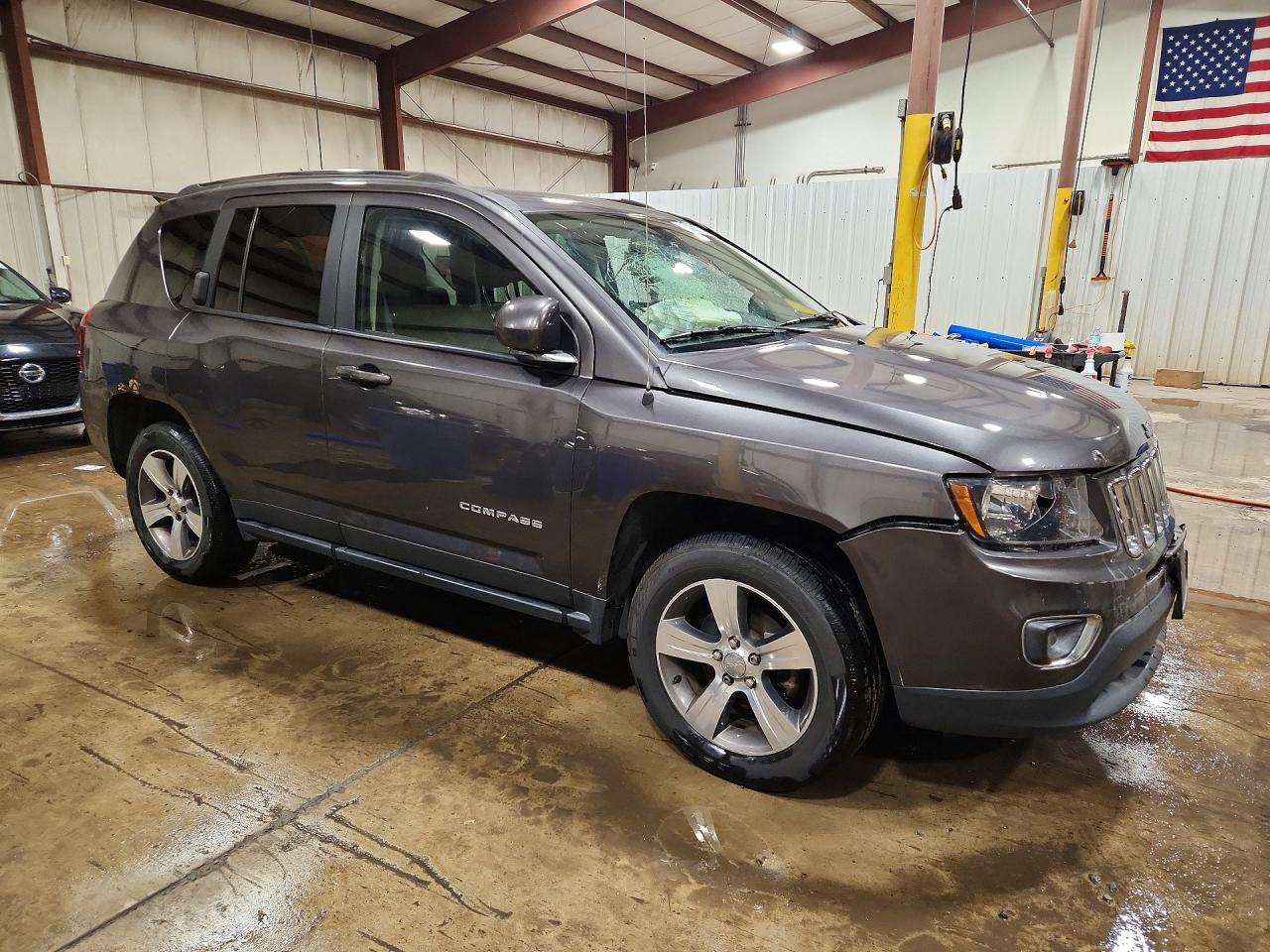2017 JEEP COMPASS LATITUDE photo 10