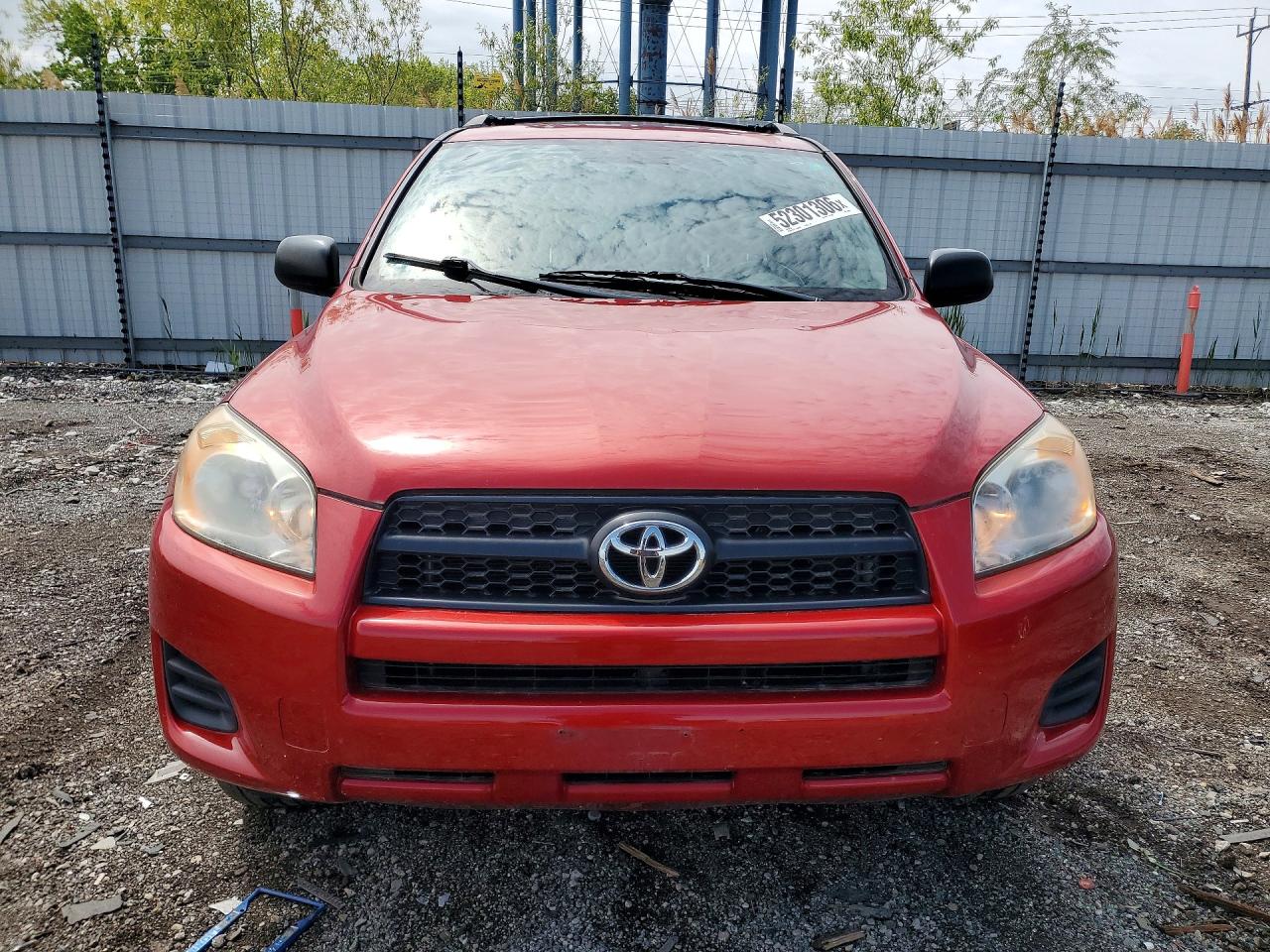 2012 TOYOTA RAV4 BASE photo 9
