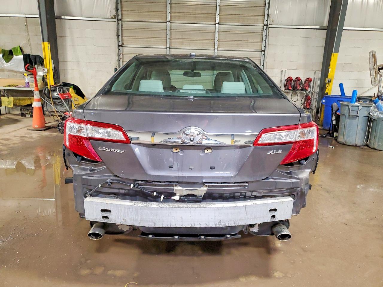 2014 TOYOTA CAMRY XLE V6 photo 11