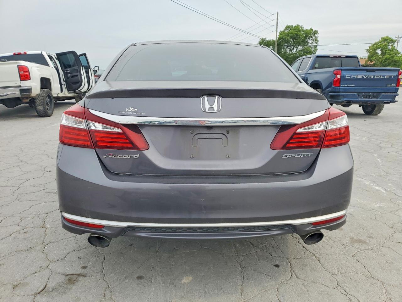 2016 HONDA ACCORD SPORT photo 11