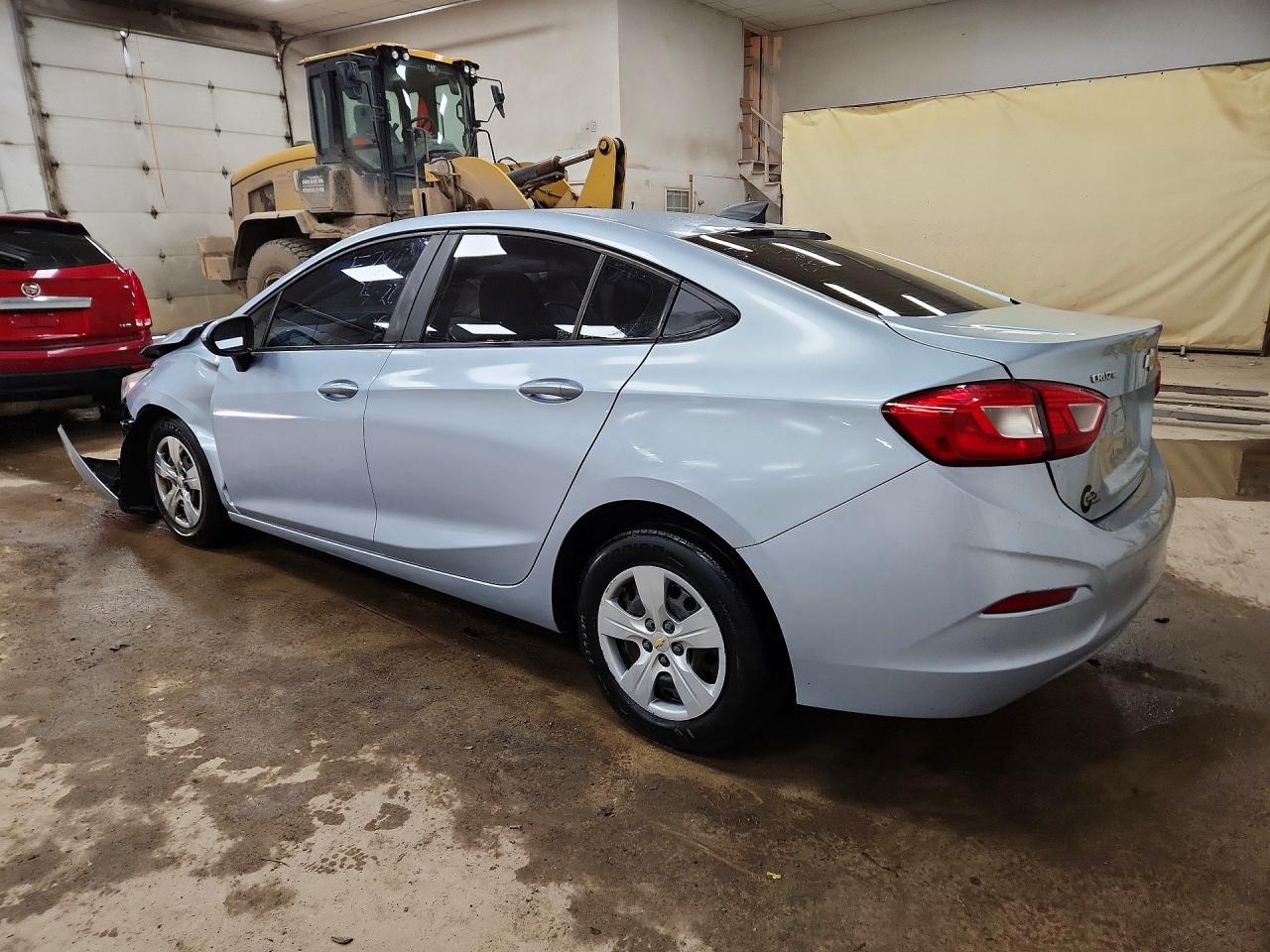 2017 CHEVROLET CRUZE LS photo 2