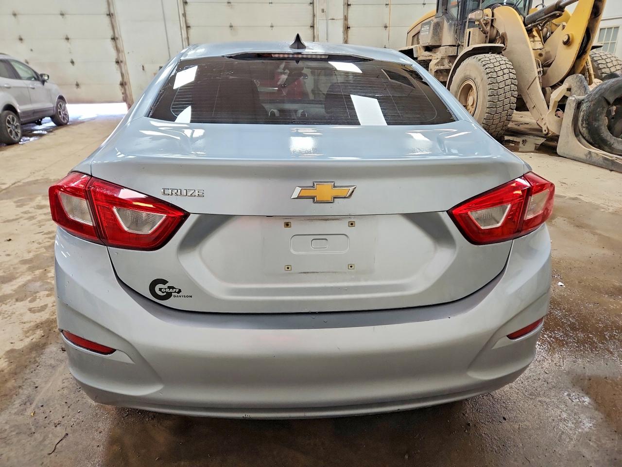 2017 CHEVROLET CRUZE LS photo 6