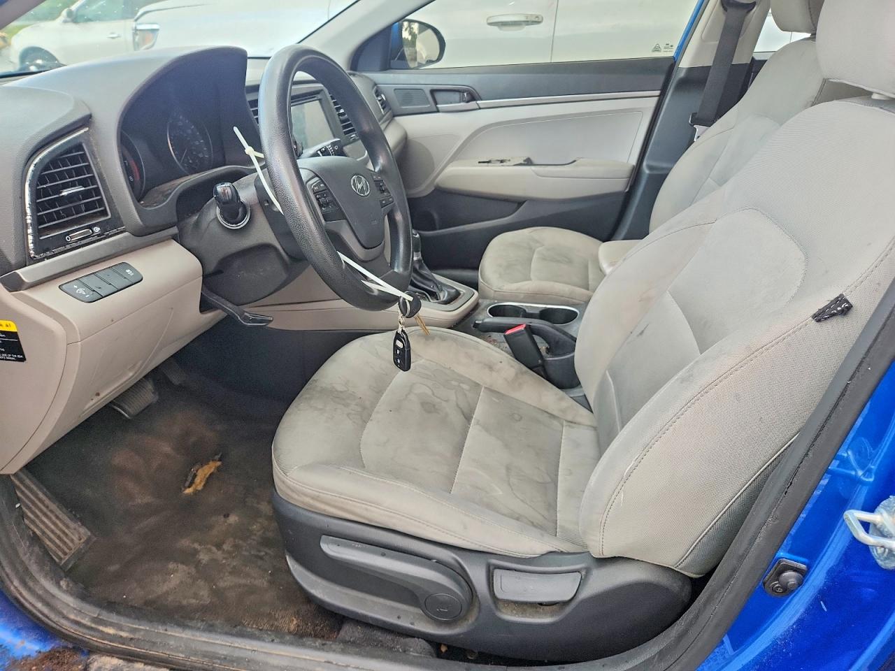 2017 HYUNDAI ELANTRA SE photo 13