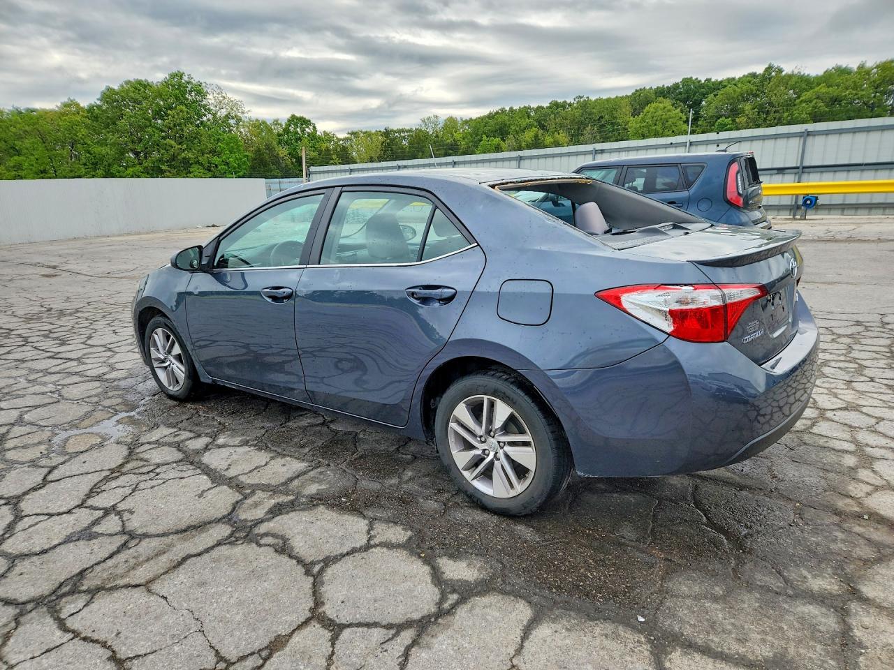 2016 TOYOTA COROLLA LE ECO PLUS photo 4