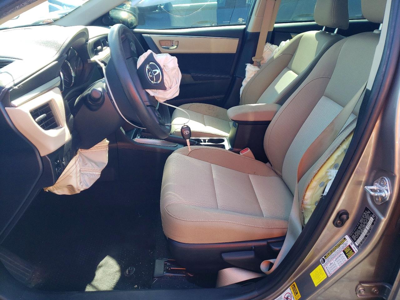 2016 TOYOTA COROLLA LE photo 13