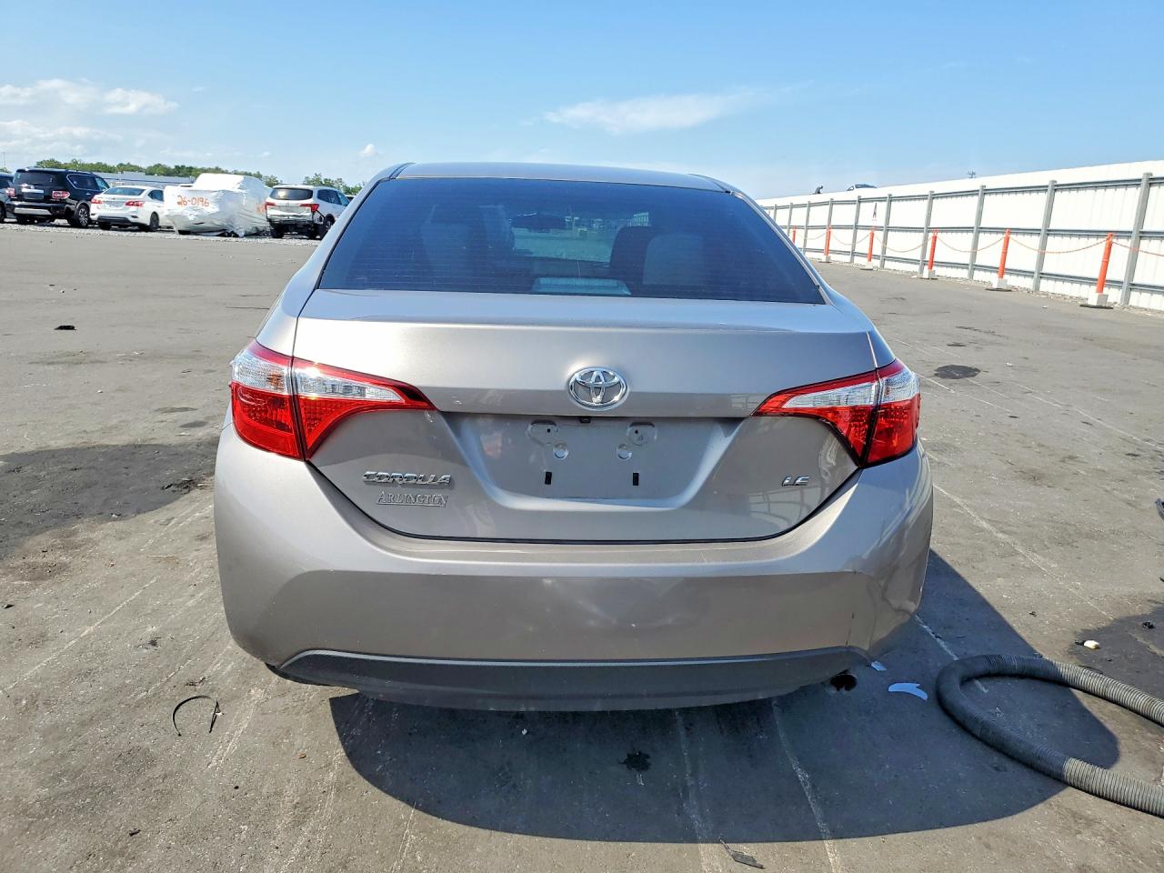 2016 TOYOTA COROLLA LE photo 11